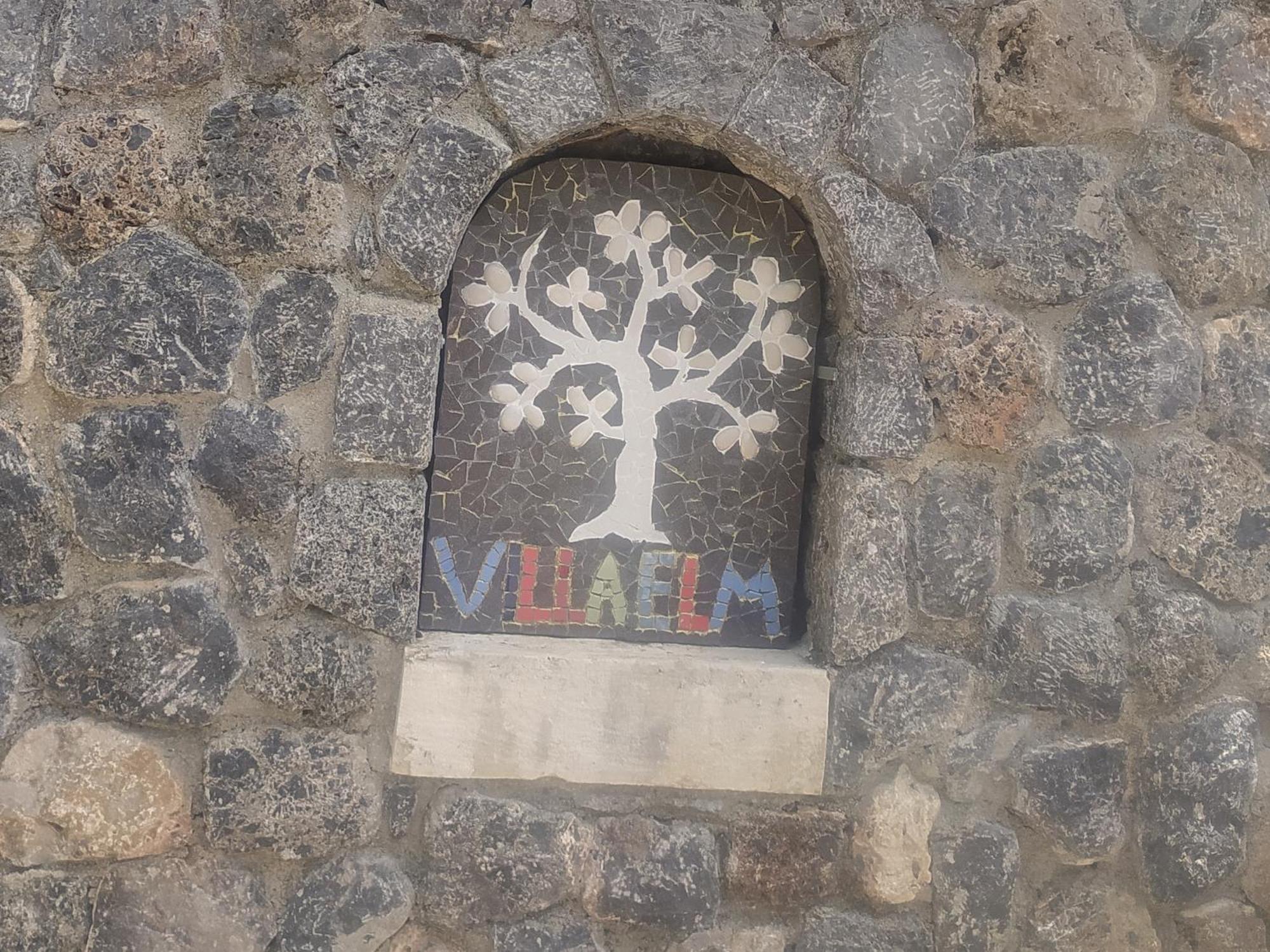 Villa Elm Poulades