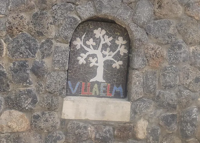 Villa Elm